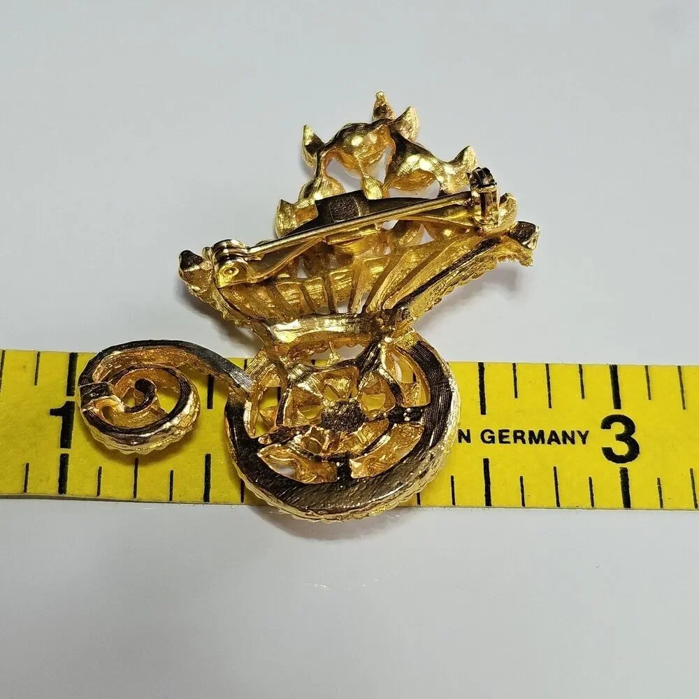 Vintage Gold Tone Faux Pearl Wheelbarrow of Flowers Pin Brooch